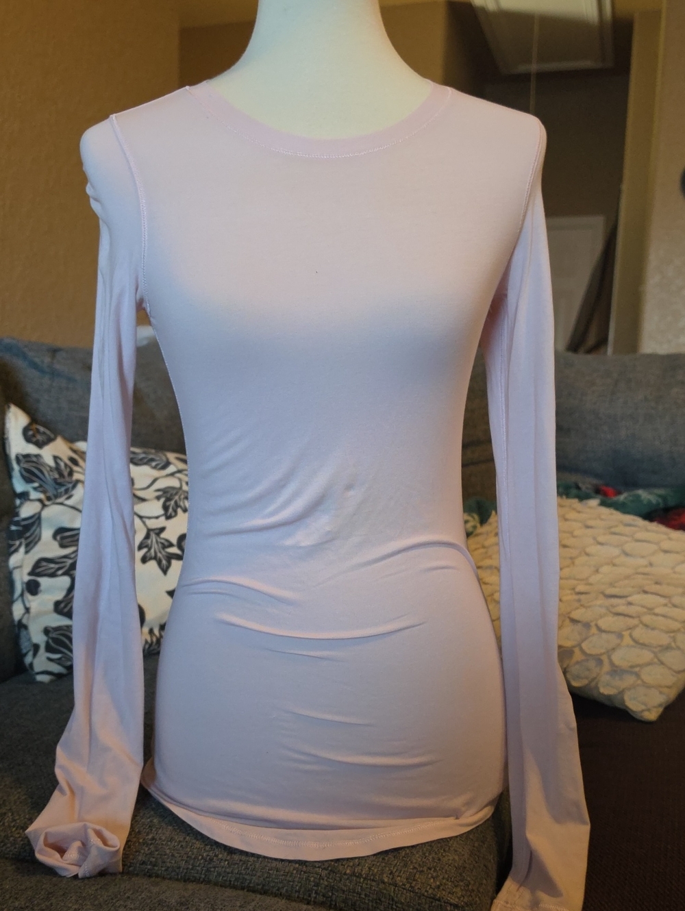 Lululemon Light Pink Long Sleeve Top Size S (No Size Tags)